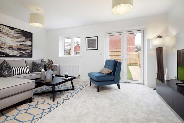 4 bedroom semi-detached house to rent - Photo 1