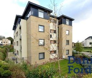 2 Bedrooms Flat to rent in Peacock Close, Mill Hill, London NW7 | £ 392 - Photo 1