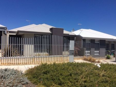 65 Comito Bend, Alkimos WA 6038 - Photo 2