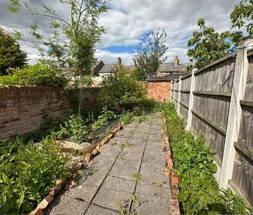 House to rent - Photo 4