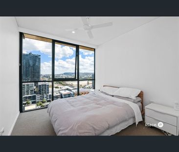 1312/19 Hope Street, South Brisbane, Qld 4101 - Photo 4
