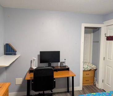 1 private room for rent central Vancouver - Photo 1