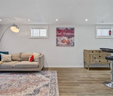 For Lease - 19 Guild Hall Drive Unit# 2, Toronto, Ontario - Photo 3