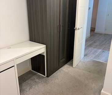 Room in a Shared Flat, Parker St, E16 - Photo 6