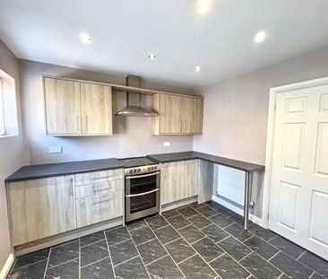 2 bed terraced house to rent in NE63 - Photo 5