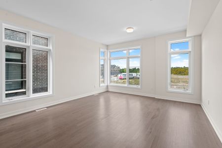 For Lease - 2600 Castlegate Crossing Unit# 84, Pickering, Ontario - Photo 4