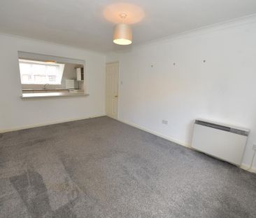 1 bedroom flat to rent - Photo 6