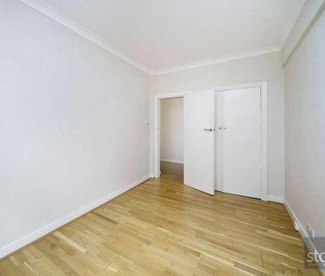 Eton College Road, London, NW3 - Photo 2