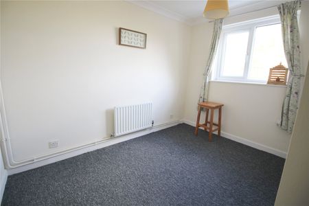 2 bedroom terraced house to rent - Photo 3