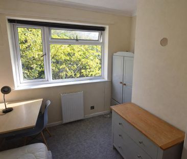 1 bedroom in a house share to rent - Photo 6