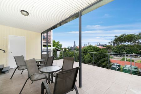 2/27A Normanby Terrace, Kelvin Grove, QLD, 4059 - Photo 4