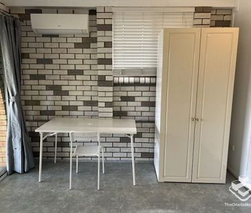 Fully renovate studio for rent - Photo 2