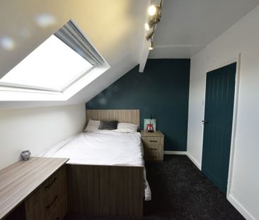 Hessle Avenue, Hyde Park - Photo 5