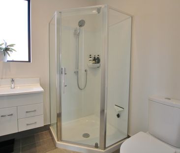 2/17 Uku Lane, Hobsonville - Photo 5