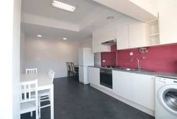 Apartamento T4 em Coimbra