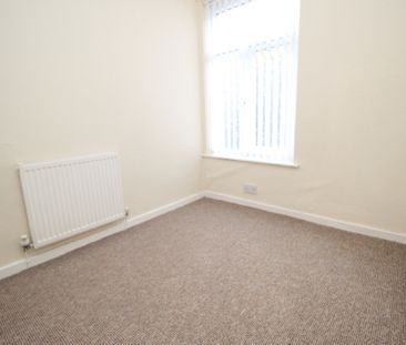 3 Bedroom End of Terrace - Photo 3