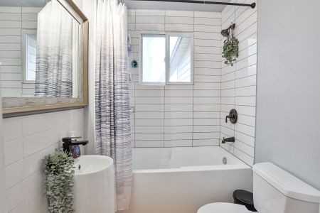 For Lease - 122 Raglan Street, Essa, Ontario - Photo 5