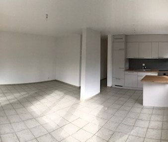 Grand appartement lumineux proche de toutes commodités - Foto 1