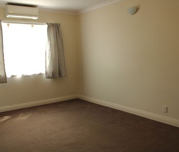 Welcome to Island Bay - Photo 4