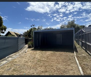 Refreshed Coastal Home - Photo 3