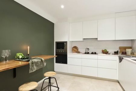 Carrer de Girona, Barcelona, Catalonia 08009 - Photo 3