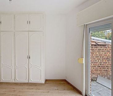 Appartement te huur in Ukkel voor € 1.100 met 1 slaapkamer - Photo 4