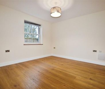 Saffron Walden, Essex - Photo 5