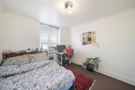 2 bedroom property to rent - Photo 4