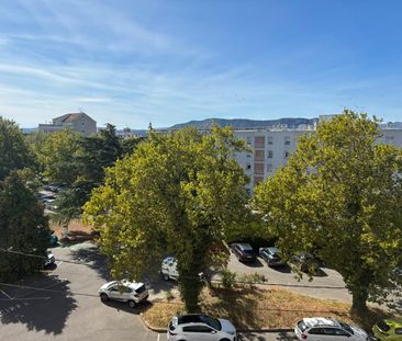 Location Appartement 2 pièces 47m² VALENCE 26000 - Photo 2