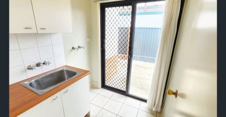 Perfect Home in Convenient Location - Photo 4