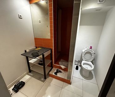 A louer chambre meublée en colocation T5 Marseille 13003 - Photo 6