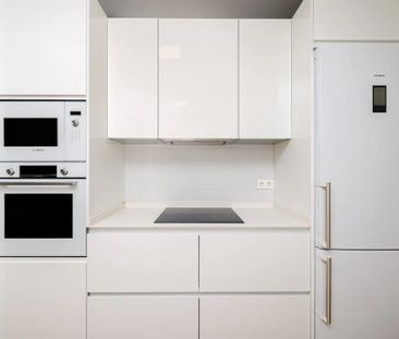 Calle de Fernando el Católico, Madrid, Community of Madrid 28015 - Photo 1