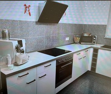 Ruhige 2 Zimmer Wohnung - Photo 1