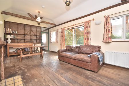 New Barn Lane, CM22, Bishop'S Stortford - Photo 2