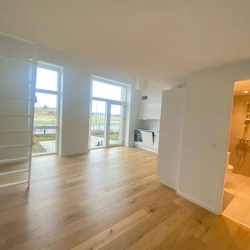 Moderne lejlighed med udsigt og privat terrasse - Photo 1