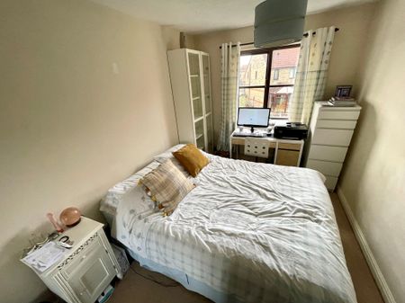 3 bedroom house to rent Snowberry Avenue, Belper, DE56 - Photo 2