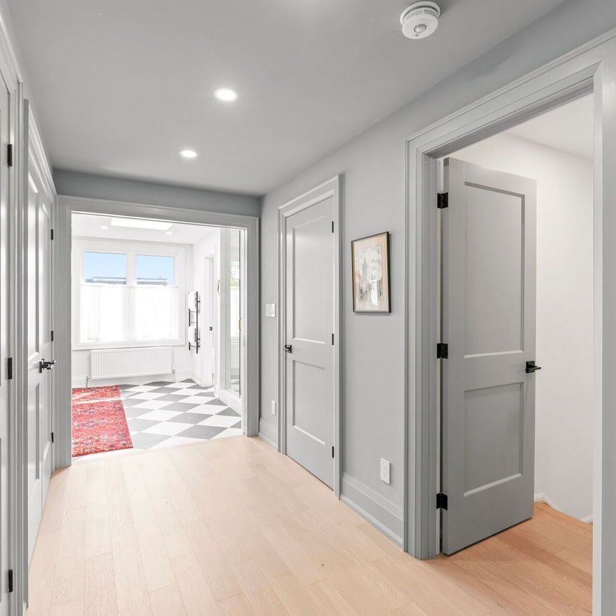 For Lease - 107 Gore Vale Avenue, Toronto, Ontario - Photo 1