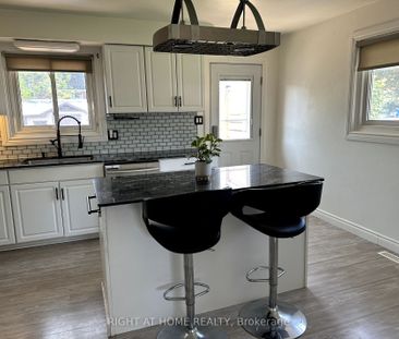 For Lease - 166 Barkley Crescent, Oshawa, Ontario - Photo 6