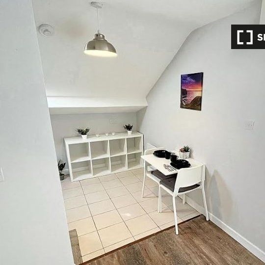 One bedroom apartment in Drumcondra, Dublin - Photo 1