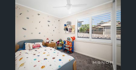 Stylish Renovated 3-Bed Home! - Photo 3