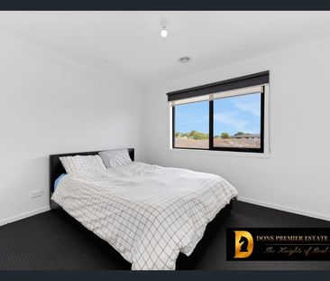 4 Bedroom Townhouse - Photo 3