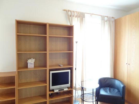 Flat 22 Cartwright Gardens, Bloomsbury WC1H 9EH - Photo 1