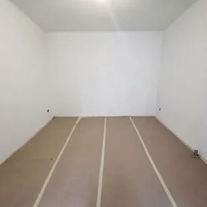 Charmante Wohnung in toller Lage des 4. Bezirks zu vermieten - Photo 1