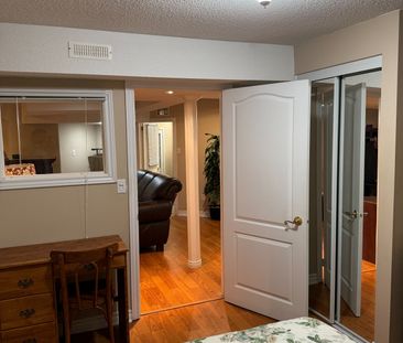 For Lease - 6921 Golden Hills Way, Mississauga, Ontario - Photo 3