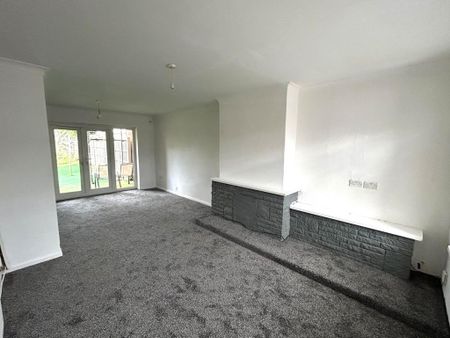3 bedroom semi-detached house to rent - Photo 2