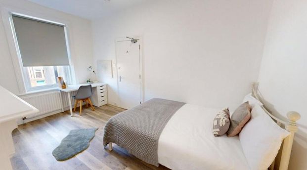 4 bedroom house to rent - Photo 1