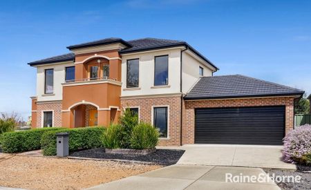 52 Dahlia Drive, Caroline Springs, VIC 3023 - Photo 3