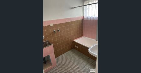 Large 2 bedroom CBD apartment - Photo 3