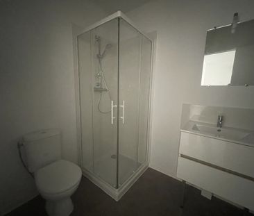 Location Appartement 2 pièces 40m² NARBONNE 11100 - Photo 5
