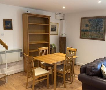 1 bedroom detached house to rent - Photo 2
